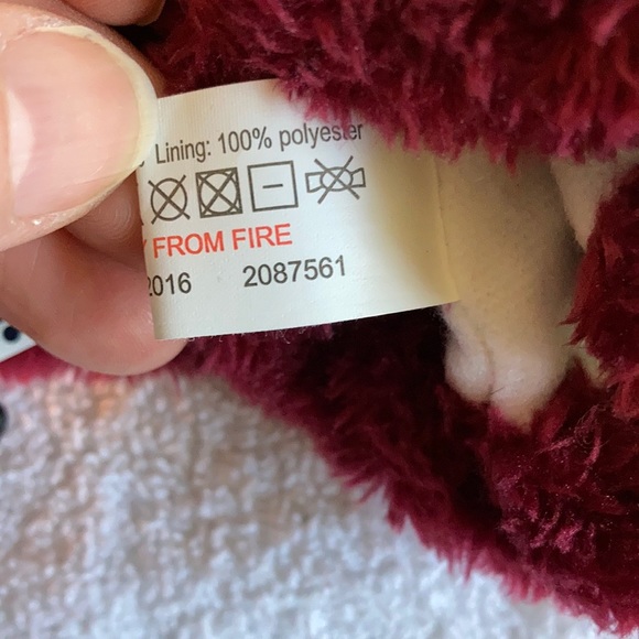 NWT Wine coloured gloves S - Picture 6 of 6